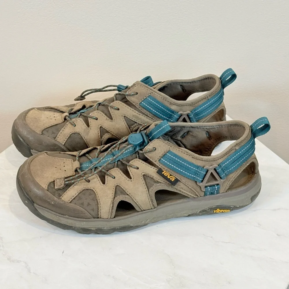 🔥Teva Men’s Outdoor Sandals - Brown and Blue EUC🔥